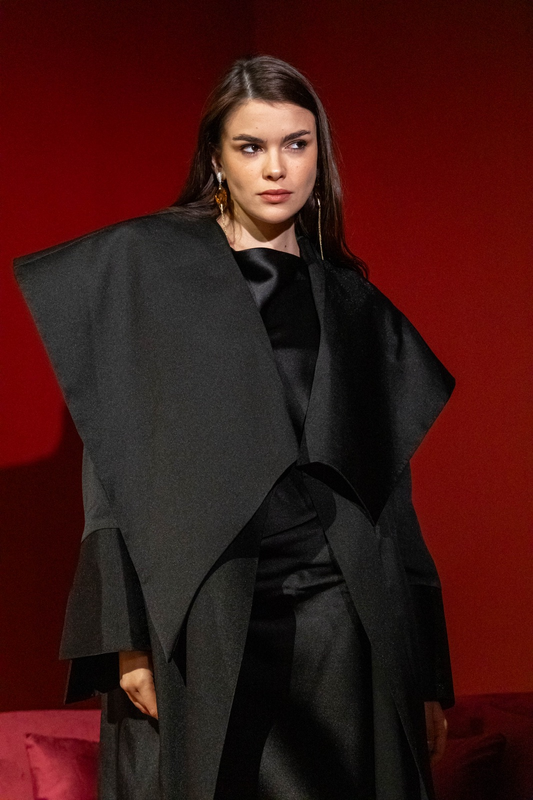 THE LOTUS اللوتس