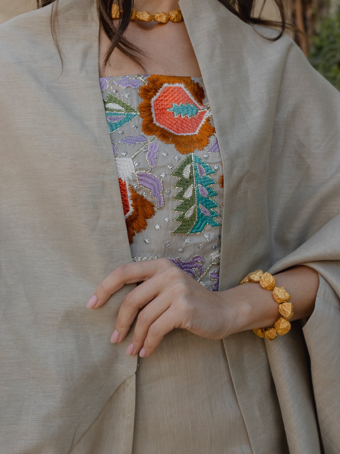 Dress and Abaya فستان وعباءة