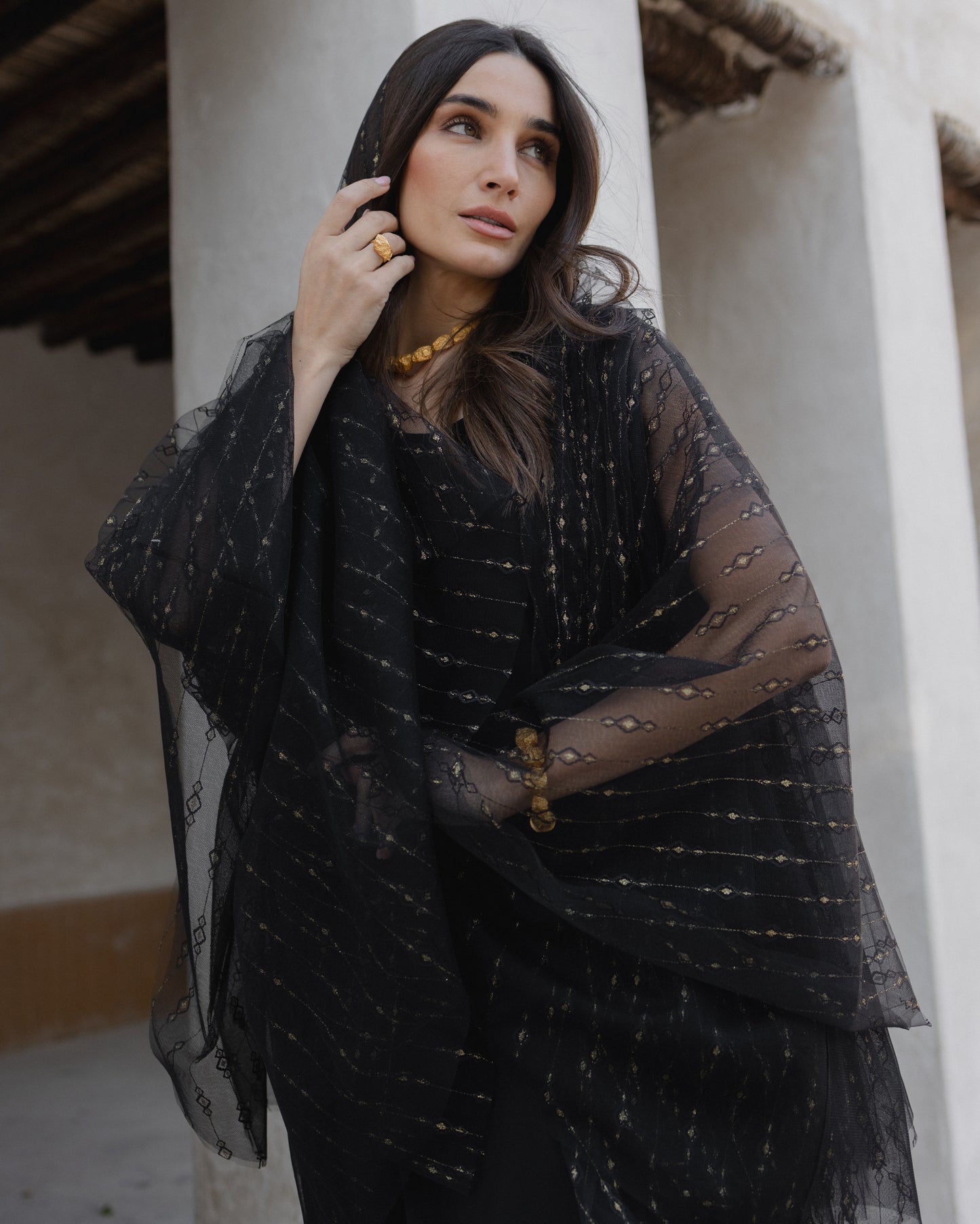 Tulle Abaya and Sheila عباة وشيلة تول